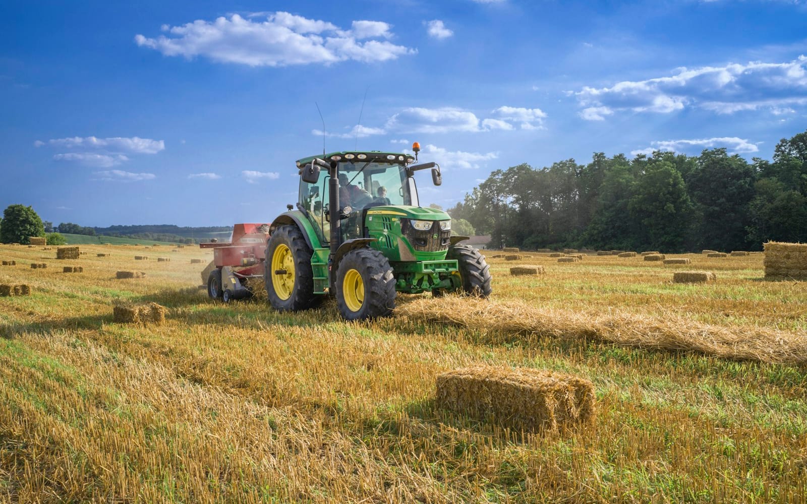 Agriculture covered by Machine Cover